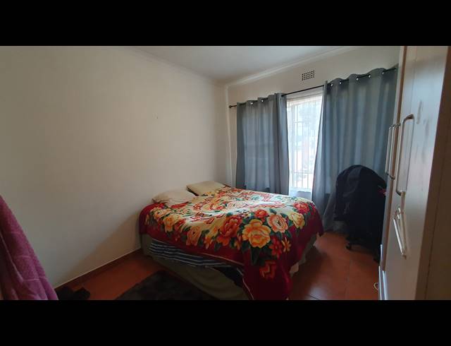 3 BEDROOM FREEHOLD FOR SALE IN RISANA